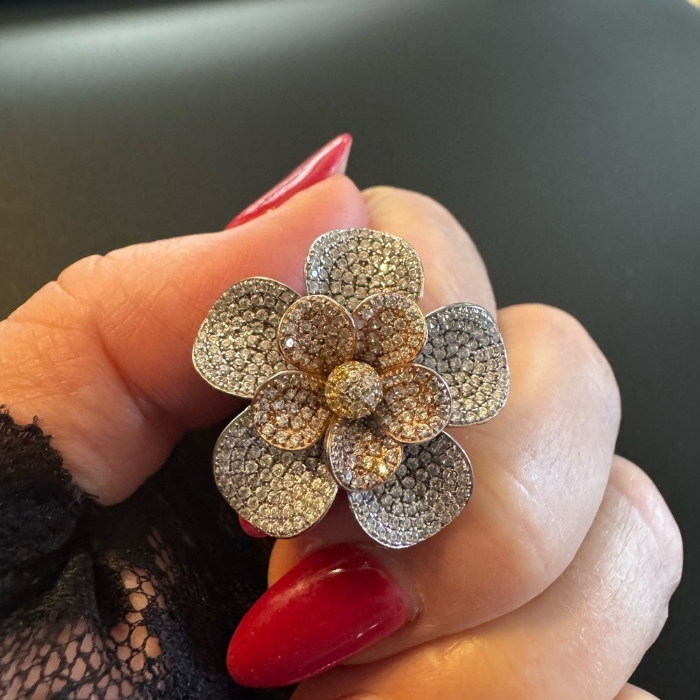 NEW Elegant Sterling .925 Silver and rose gold Flower Ring - Picture 6 of 11